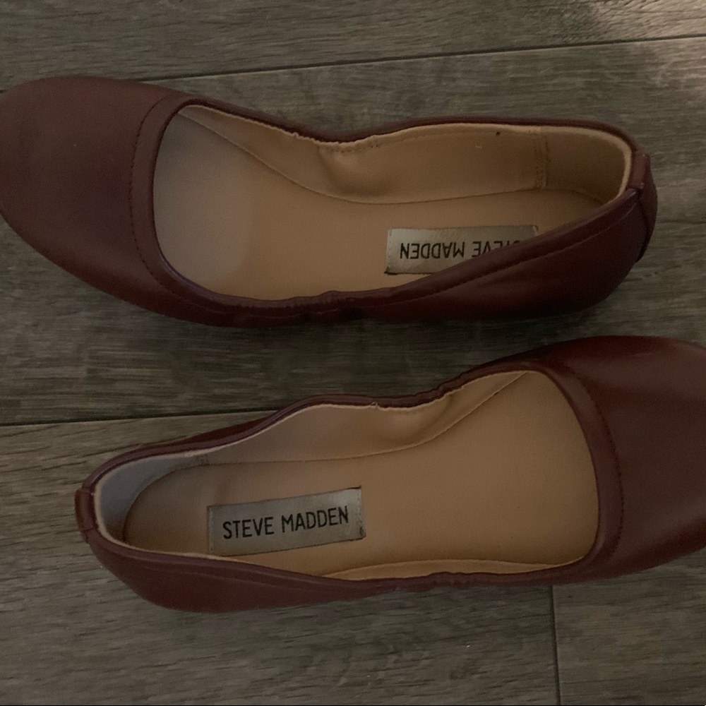 Steve Madden Maroon Flats .